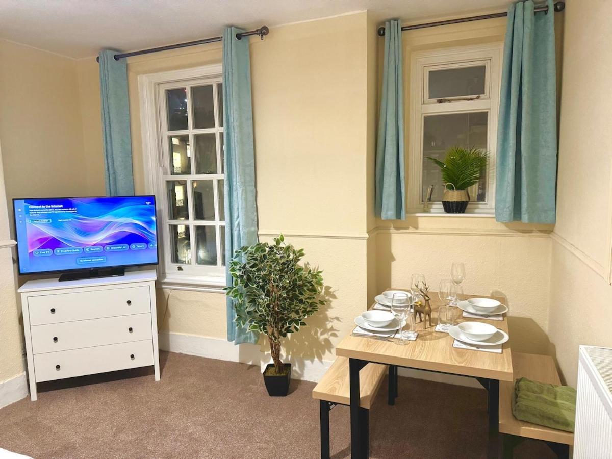 Bridge 1-bedroom Entire * Londra