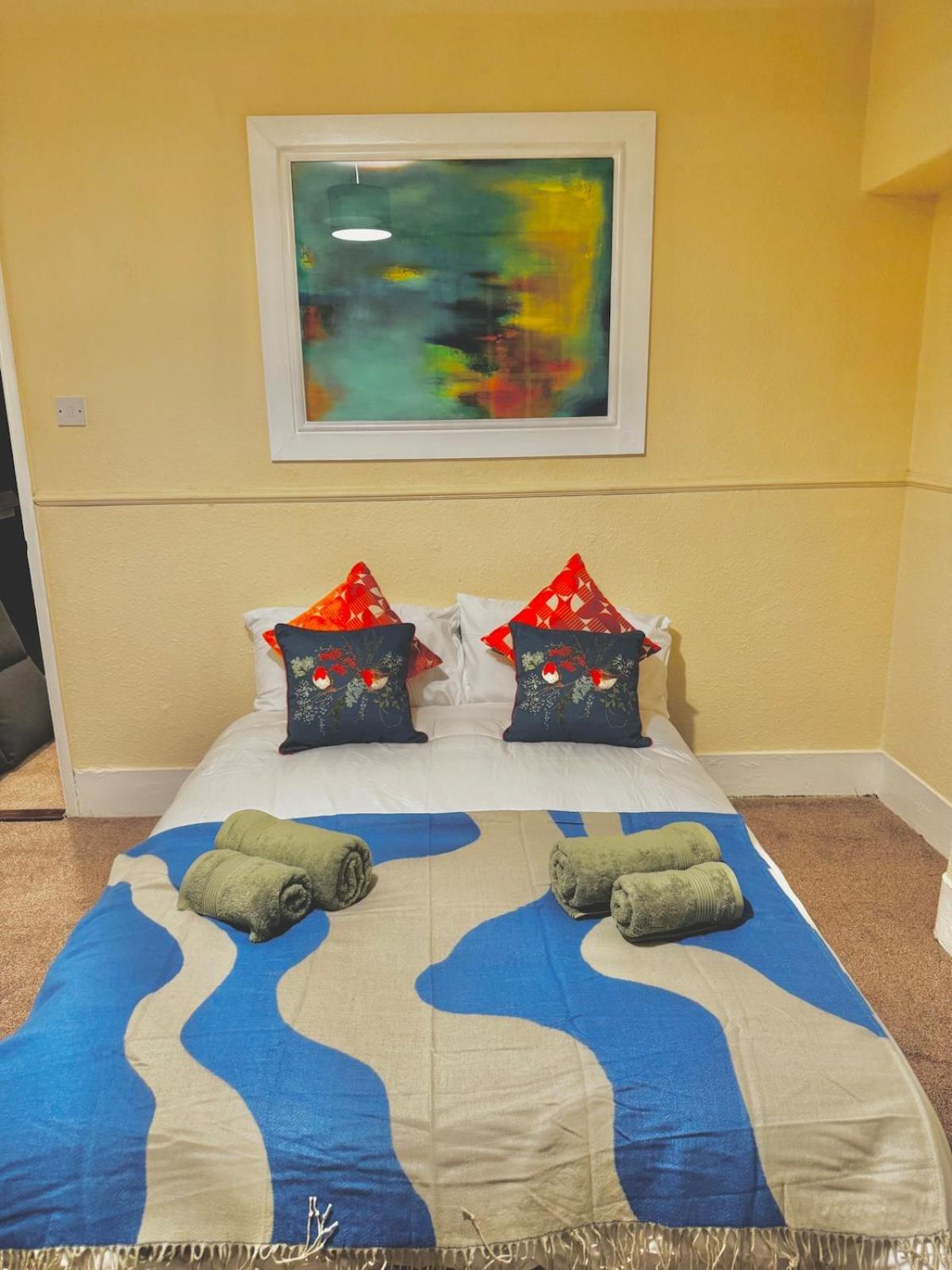 Bridge 1-bedroom Entire * Londra